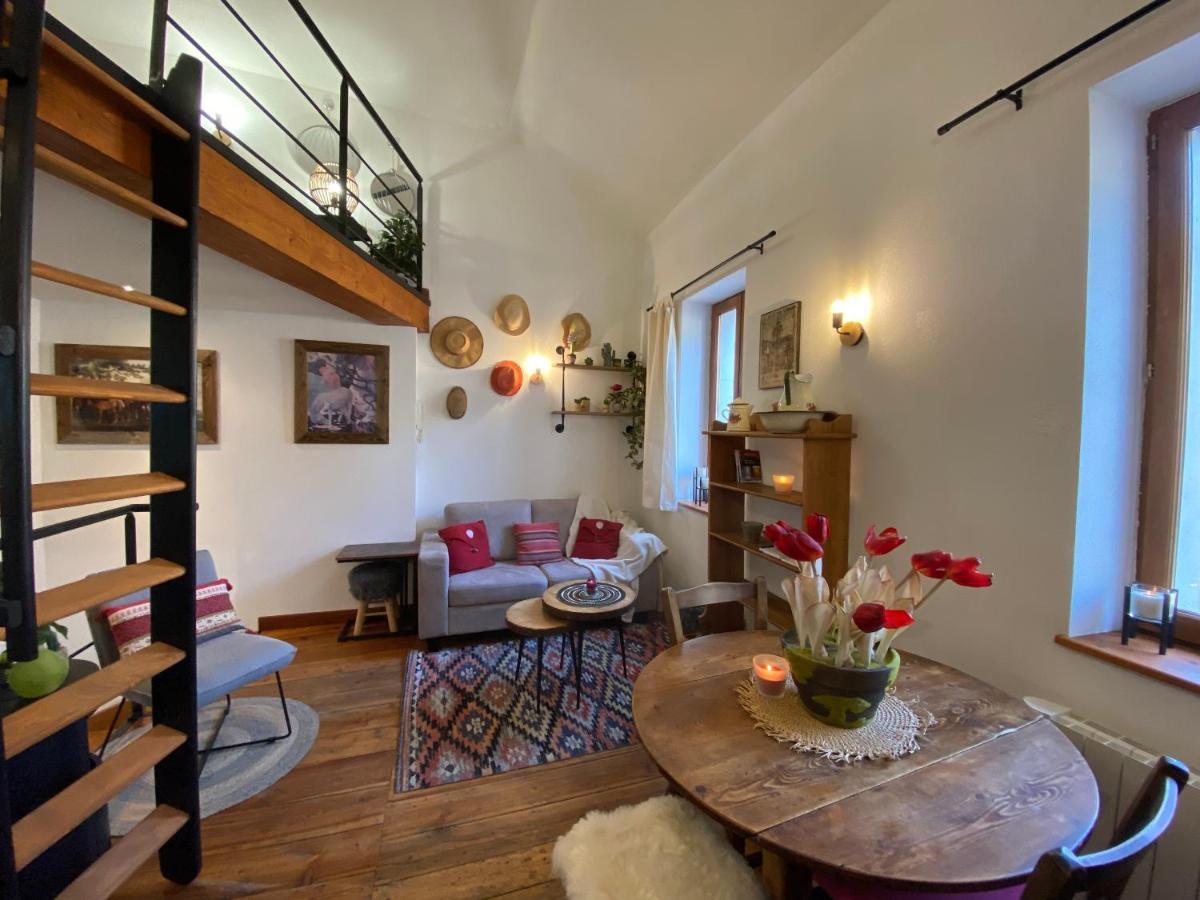 Duplex Cosy Au Coeur De Barcelonnette Appartement Buitenkant foto